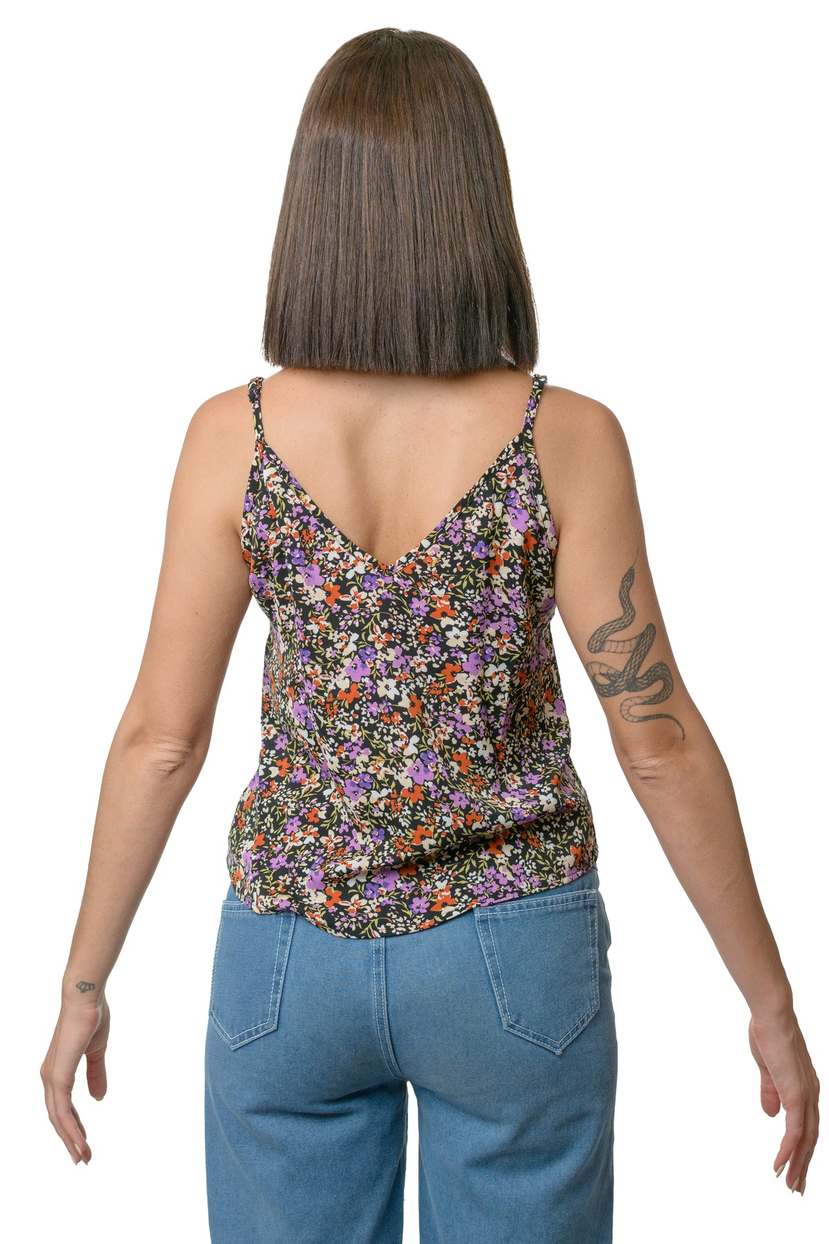 Camiseta con Estampado de Flores de Cuello V